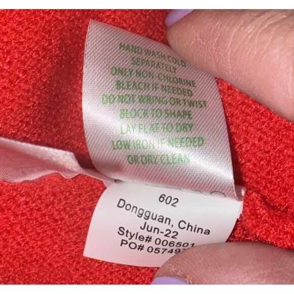 NWT Lilly Pulitzer Size XL Ruby Red Sevie Sweater Dolman Sleeve V-Neck Easy Fit - Picture 8 of 12